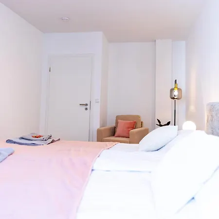 Fuer 6: Zentrum, Wifi, Tv, Kueche, Neu