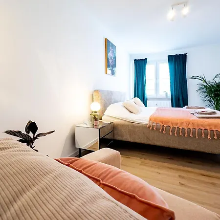 Fuer 6: Zentrum, Wifi, Tv, Kueche, Neu *