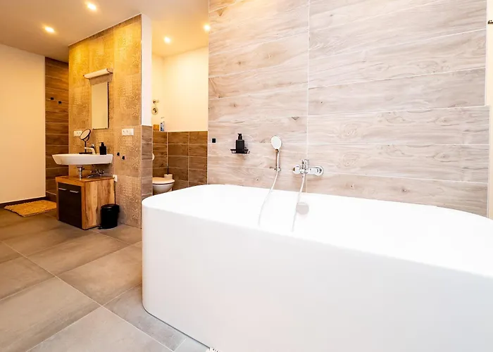 Apartment Für 6: Zentrum, Wifi, Tv, Küche, Neu Bad Neuenahr-Ahrweiler