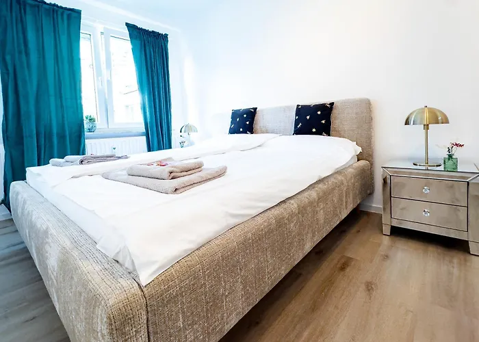 Apartment Für 6: Zentrum, Wifi, Tv, Küche, Neu *